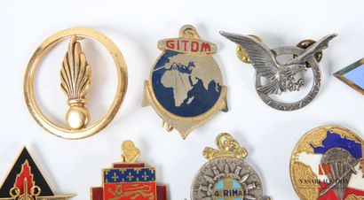 Insigne militaires : 1er RIMa, insigne de...
