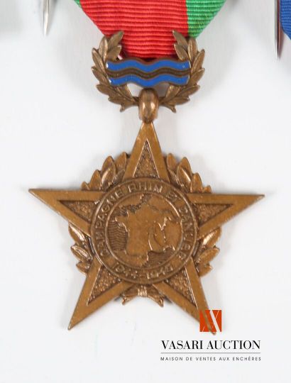 Ordre des palmes académiques, bijou d'officier...