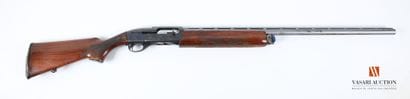 Fusil de chasse semi-automatique REMINGTON...