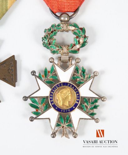 Ordre de la Légion d'honneur, étoile de chevalier...