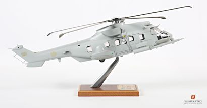 Maquette officielle EUROCOPTER de l'hélicoptère...