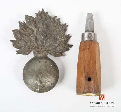 Grenade enflammée pour Giberne d'infanterie,...