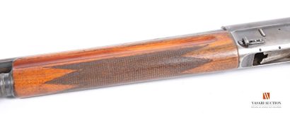 Fusil de chasse semi-automatique Browning...