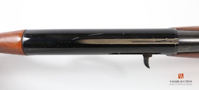 Fusil de chasse semi-automatique Manufrance...