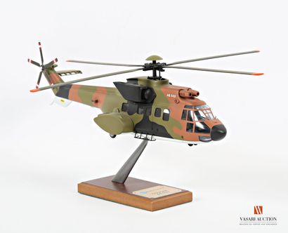 Maquette officielle EUROCOPTER de l'hélicoptère...