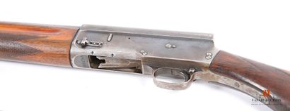 Fusil de chasse semi-automatique Browning...
