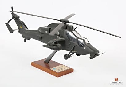 Maquette officielle EUROCOPTER de l'hélicoptère...