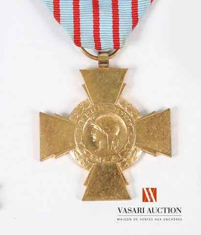 Ordre des palmes académiques, bijou d'officier...