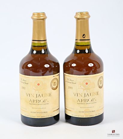 2 bouteilles	VIN JAUNE ARBOIS mise Auguste...
