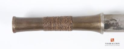 Couteau indonésien, lame à dos plat de 31...
