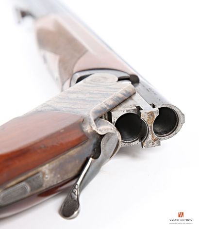 Italian hammerless shotgun, calibre 12/70,...