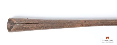Spearhead, 96 cm, wrought iron, wear, oxidation,...