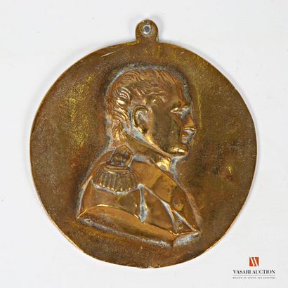 Profile of the Emperor, head to right in...