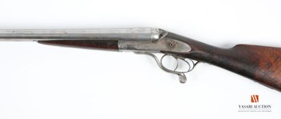 12-gauge shotgun, central percussion by external...