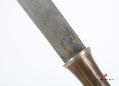 Couteau indonésien, lame à dos plat de 31...