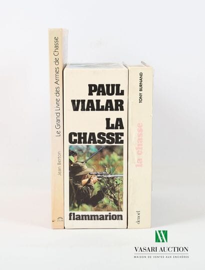 [CHASSE]
Lot de trois ouvrages : 
- VIALAR...