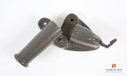 Manufrance; 12 gauge blank alarm device,...