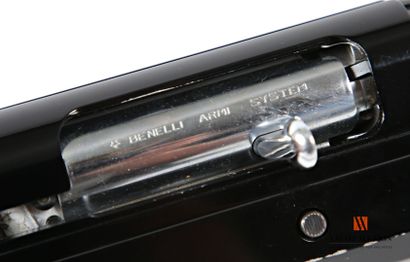 BENELLI semi-automatic shotgun model Super...