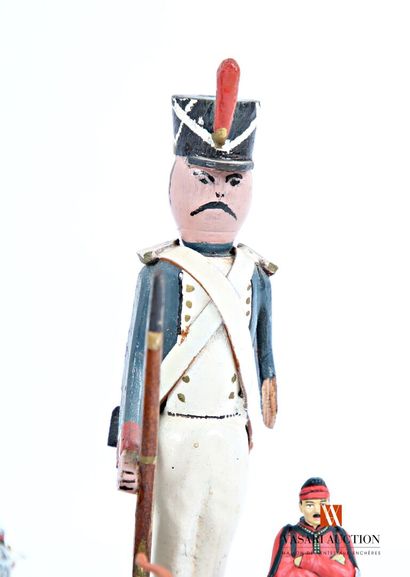 Figurines militaires et divers : Grognard...