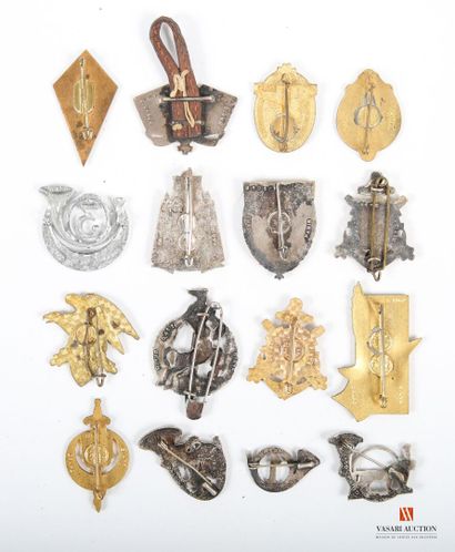 Insigne : GRD 436 (Drago G1498), 4e SIM (Drago),...