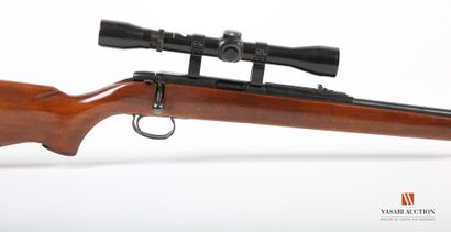 REMINGTON repeating rifle model 592M calibre...