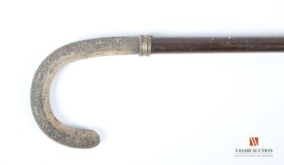 Walking stick, curved handle in engraved...