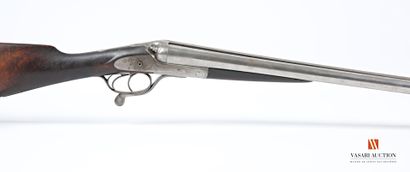 12-gauge shotgun, central percussion by external...