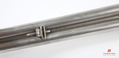 12-gauge shotgun, central percussion by external...