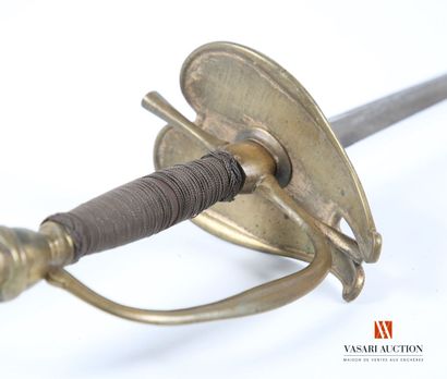 Épée d'uniforme, monture laiton à une branche...