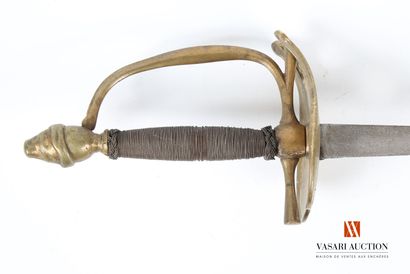 Épée d'uniforme, monture laiton à une branche...