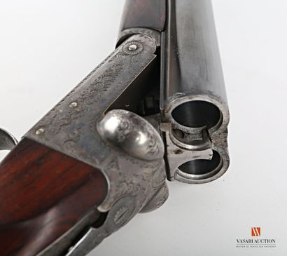 Hammerless shotgun calibre 12/65, English...