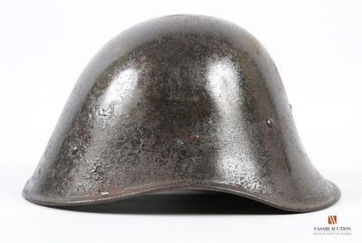Casque hollandais modèle 27/34 utilisé par...