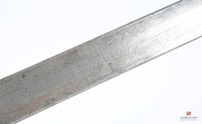 Beau couteau de chasse, lame droite de 408...
