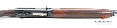 Fusil semi-automatique Franchi calibre 12-70,...