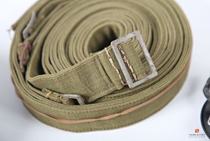 Lot équipements militaires - Seconde Guerre...