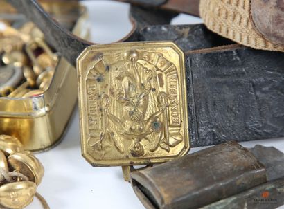Ceinturon modèle 1845 pour officier, boucle...