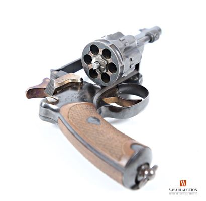 ATTENTION ARMES DE CATEGORIE B - Arme soumise...