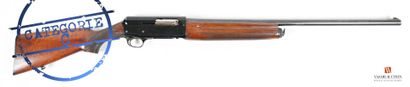 Fusil semi-automatique Franchi calibre 12-70,...