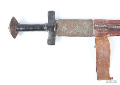 Sabre touareg Takouba, lame droite coincée...