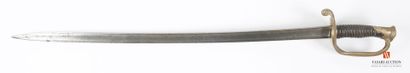 Sabre pour officier modèle 1845, lame légèrement...