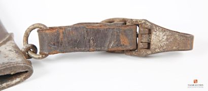 Dague brune modèle 1933, poignée bois marron...