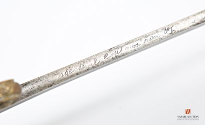 Sabre pour officier modèle 1845, lame légèrement...
