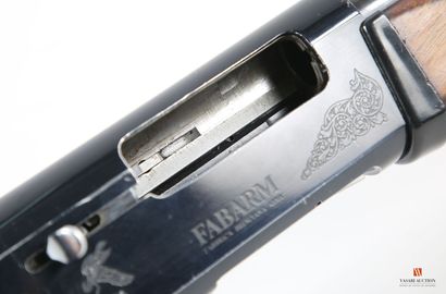 Fusil semi-automatique FABARM Ellegi calibre...