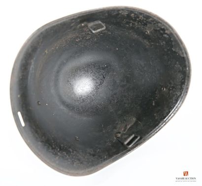 Casque hollandais modèle 27/34 utilisé par...