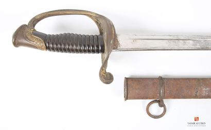 Sabre modèle 1855, monture laiton à une branche...