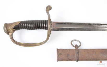 Sabre modèle 1855, monture laiton à une branche...