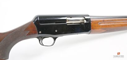 Fusil semi-automatique Franchi calibre 12-70,...