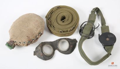 Lot équipements militaires - Seconde Guerre...