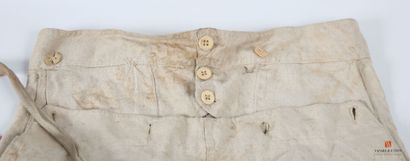 Lot vêtements militaires et divers - Armée...