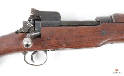 Fusil US 17 à verrou calibre .300 Savage,...